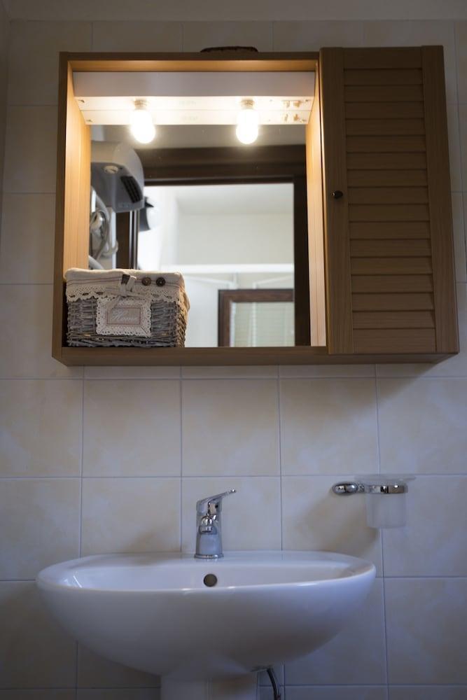 Bed and Breakfast Casa Al Centro Storico Nicolosi Exterior foto